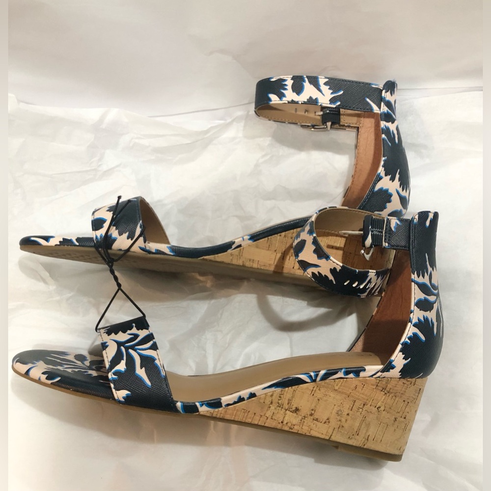 Aerosoles navy blue and cream floral ankle strap open toe cork wedge size 11 new - Picture 2 of 15